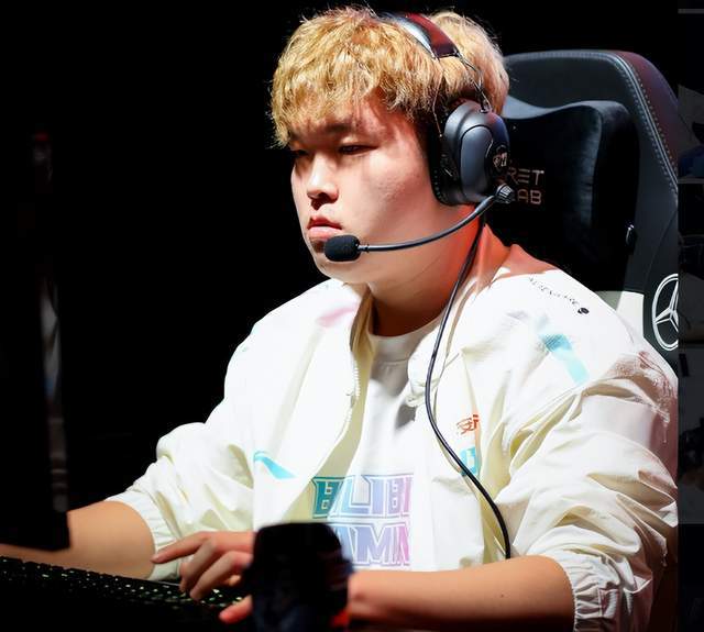 务方面的极 务方面的极